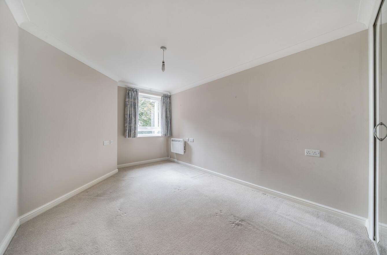 Pantygwydr Court, Uplands, Swansea, SA2 0AW